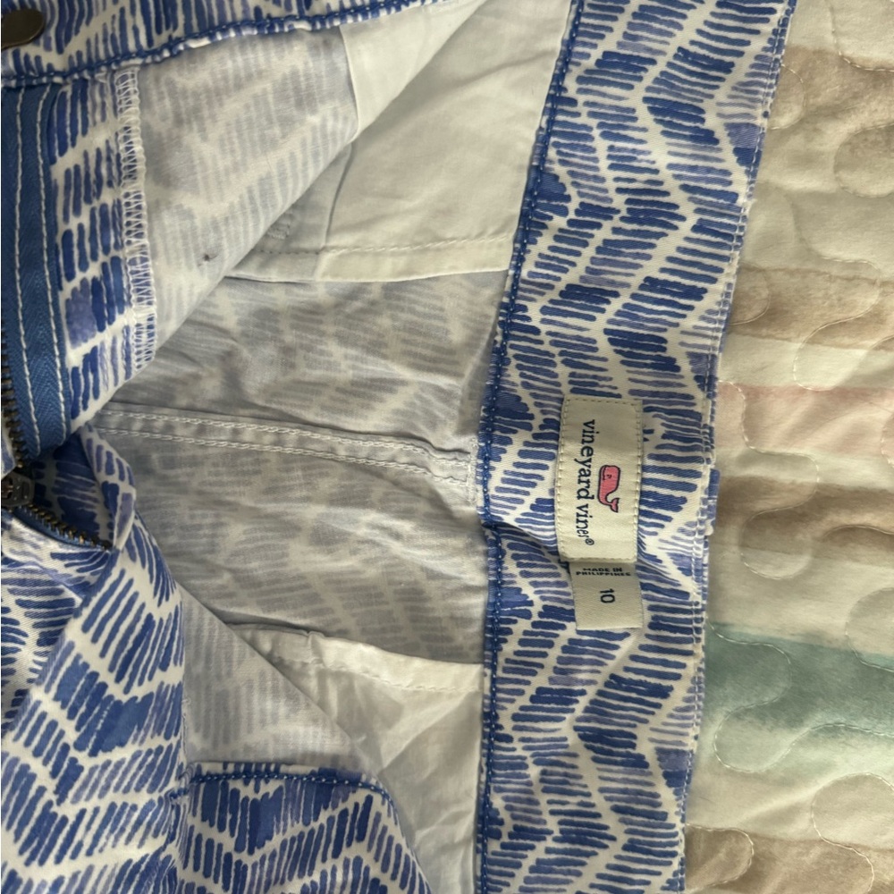 Vineyard Vines Blue Patterned Women's Shorts